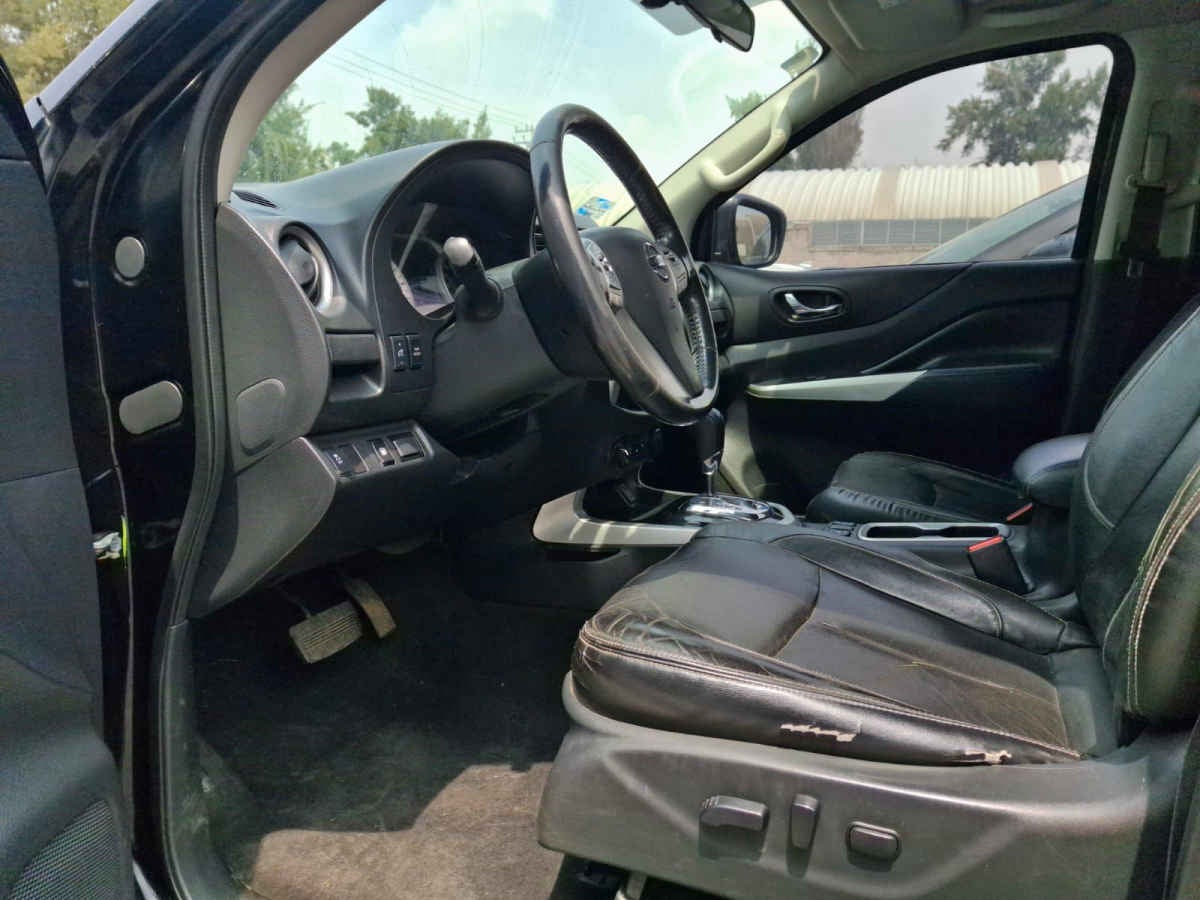 2020 Nissan Frontier 4p LE Diesel L4/2.5/T 4x4 Aut