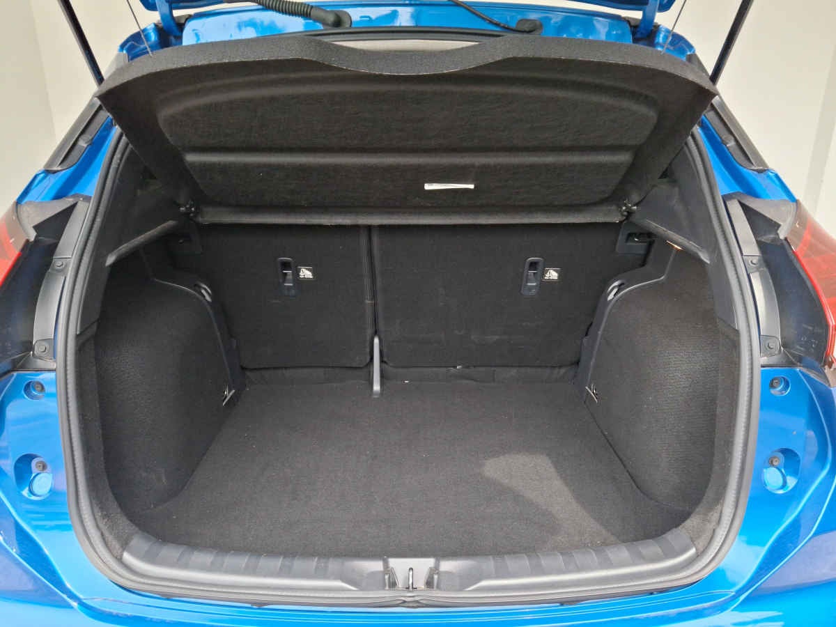 2024 Nissan Kicks 5p Platinum L4/1.6 Aut