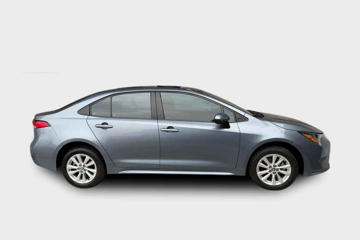 2024 Toyota Corolla 4p LE L4/2.0 Aut