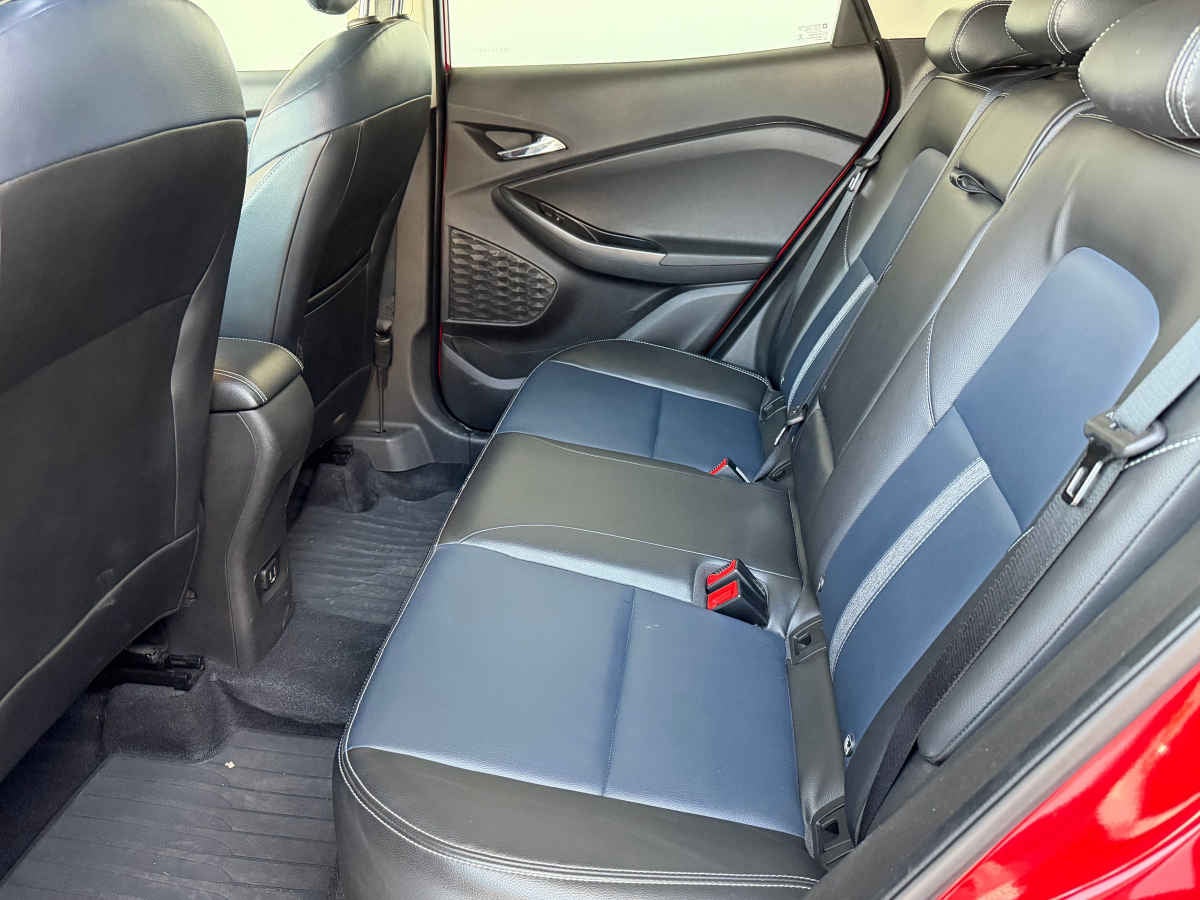 2022 Chevrolet Tracker 5p Premier L3/1.2 Aut