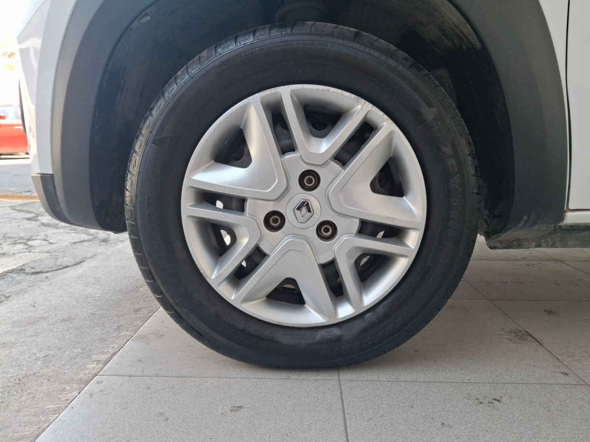 2022 Renault Kwid 5p Iconic L3/1.0 Man