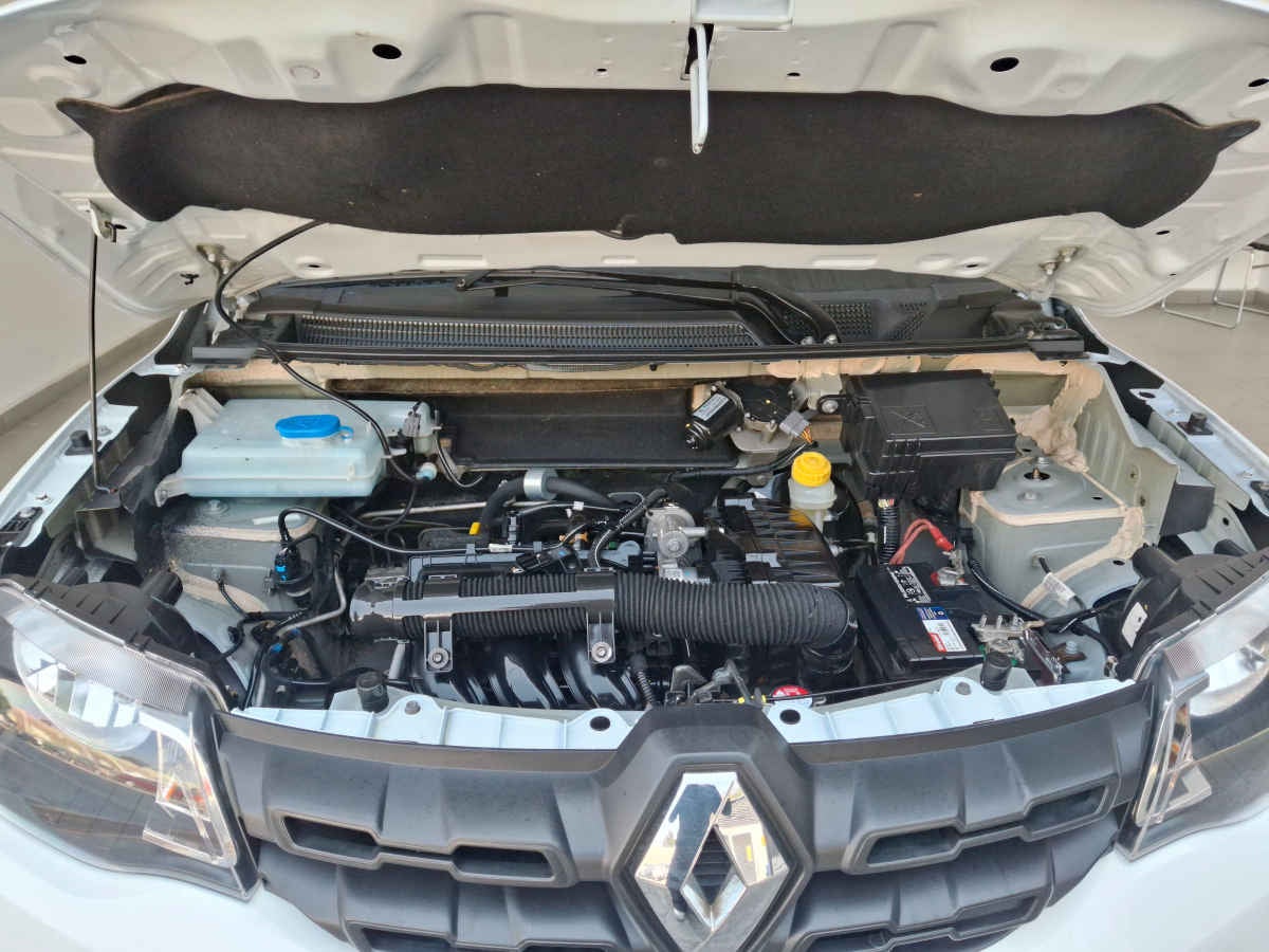 2022 Renault Kwid 5p Iconic L3/1.0 Man