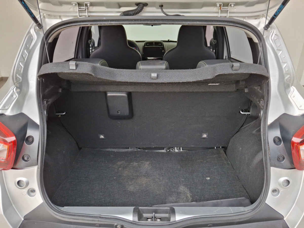 2023 Renault Kwid 5p Outsider L3/1.0 Man