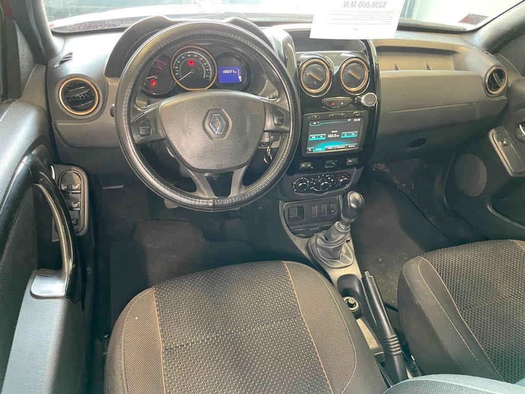 2017 Renault Duster 5p Dynamique L4/2.0 Man MediaNav