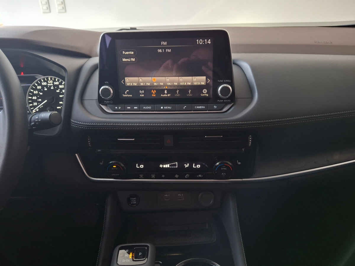 2025 Nissan X-Trail 5p Exclusive 2 Row L4/2.5 Aut