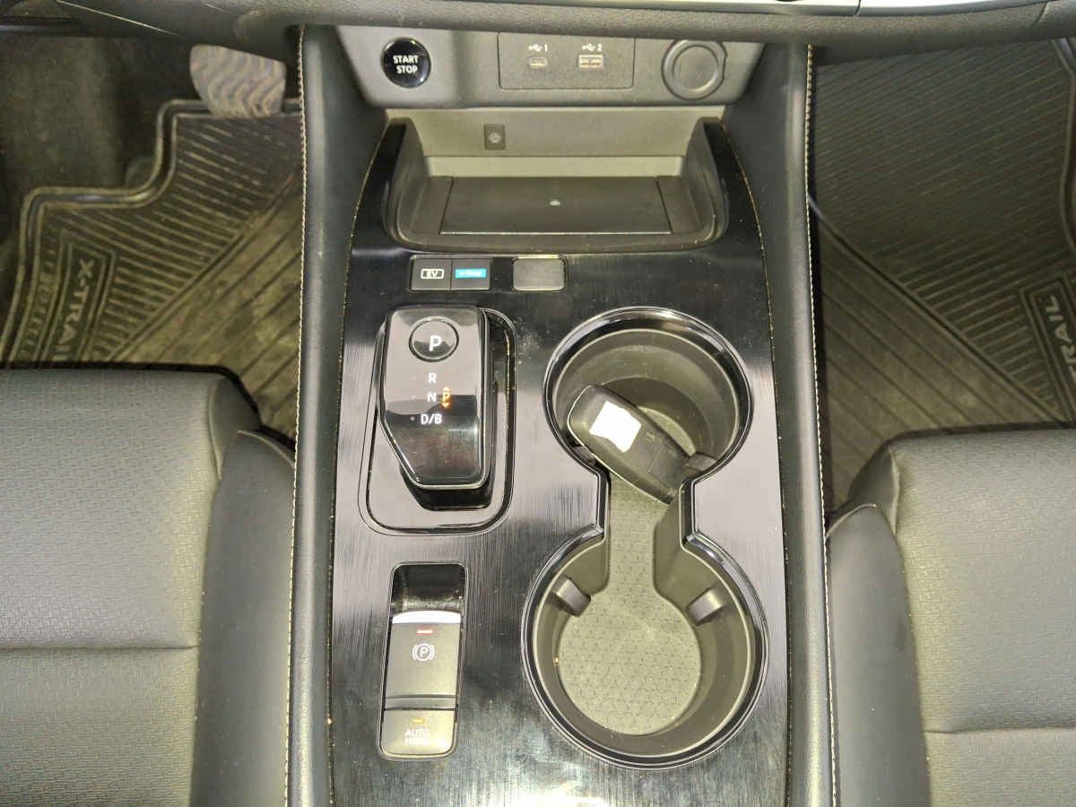 2025 Nissan X-Trail 5p Platinum e.Power HEV L3/1.5 Aut