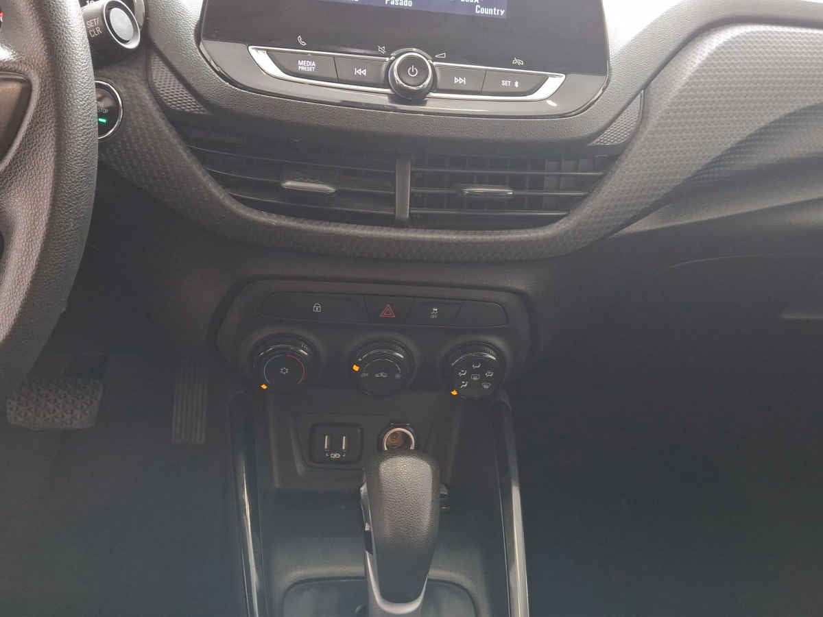 2023 Chevrolet Onix 4p LS L3/1.0/T Aut
