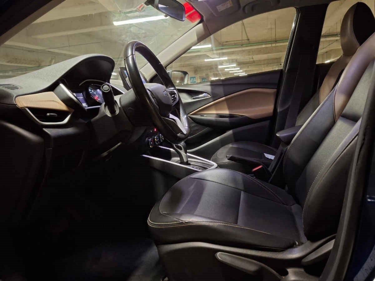 2023 Chevrolet Onix 4p Premier Red Line L3/1.2/T Aut