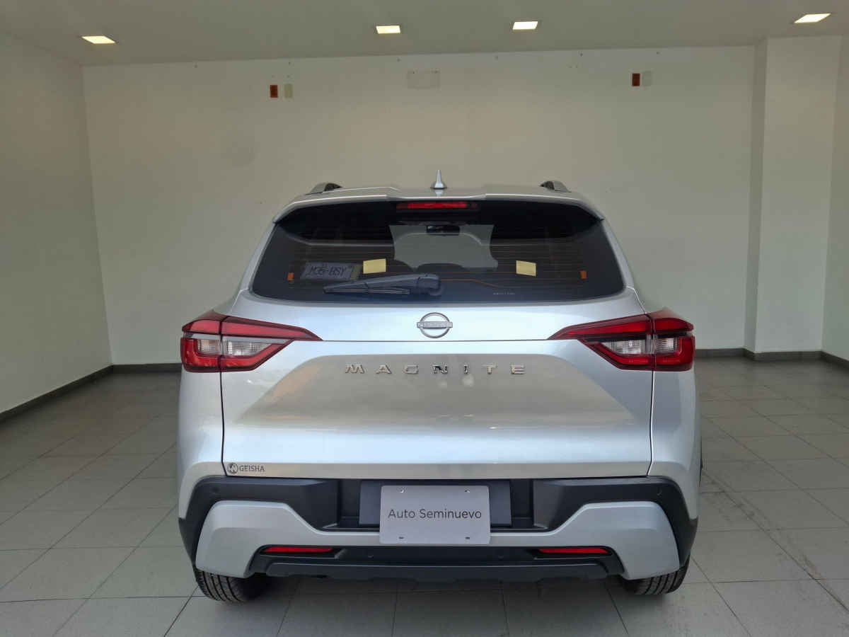 2025 Nissan Magnite 5p Advance L3/1.0/T Man