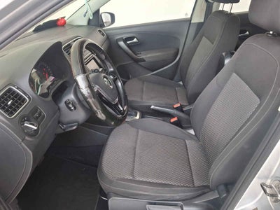 2017 Volkswagen Vento 4p Highline L4/1.6 Aut