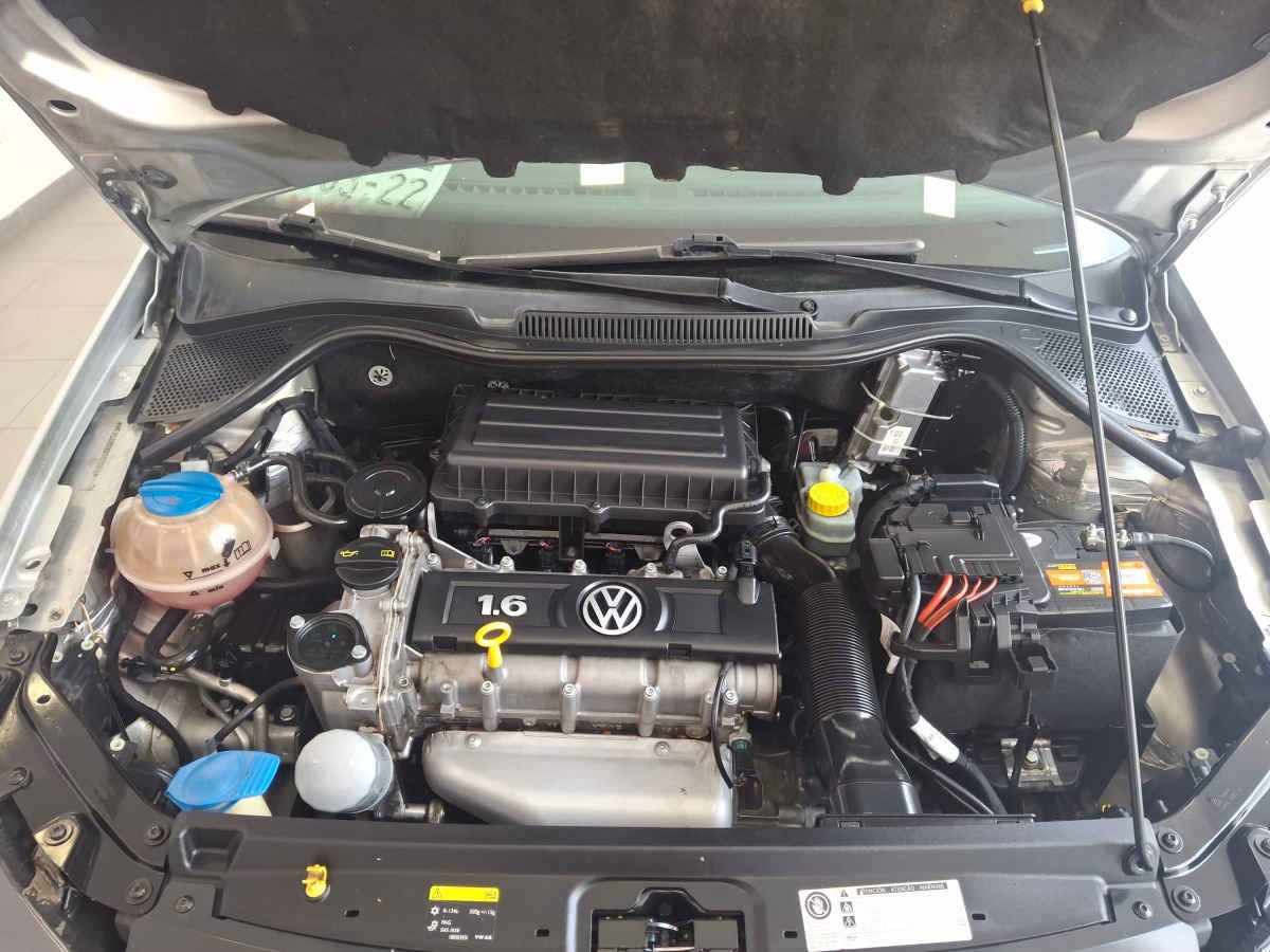2017 Volkswagen Vento 4p Highline L4/1.6 Aut