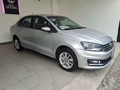 2017 Volkswagen Vento 4p Highline L4/1.6 Aut