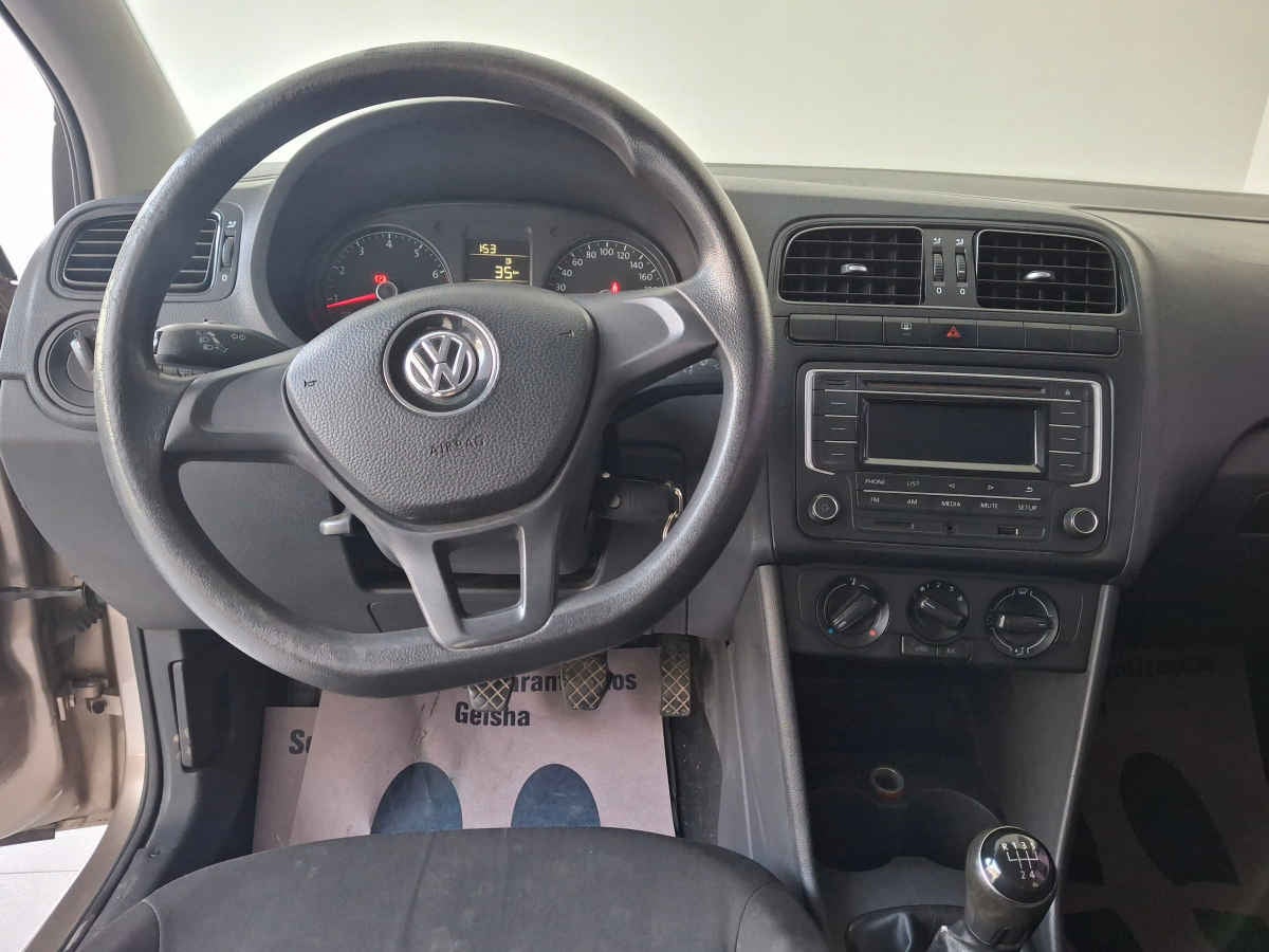2018 Volkswagen Vento 4p Comfortline L4/1.6 Man