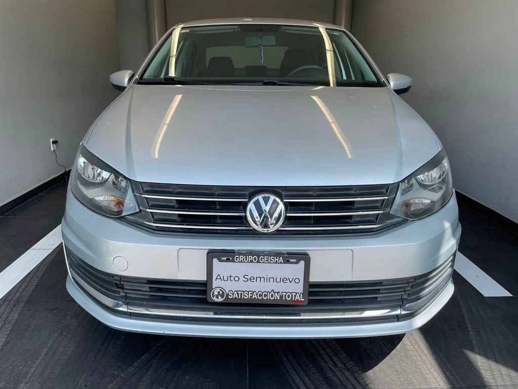 2018 Volkswagen Vento 4p Comfortline L4/1.6 Man