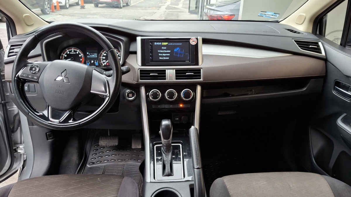 2022 Mitsubishi Xpander 5p GLS L4/1.5 Aut