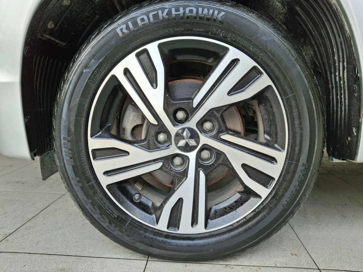 2023 Mitsubishi Xpander 5p GLS L4/1.5 Aut