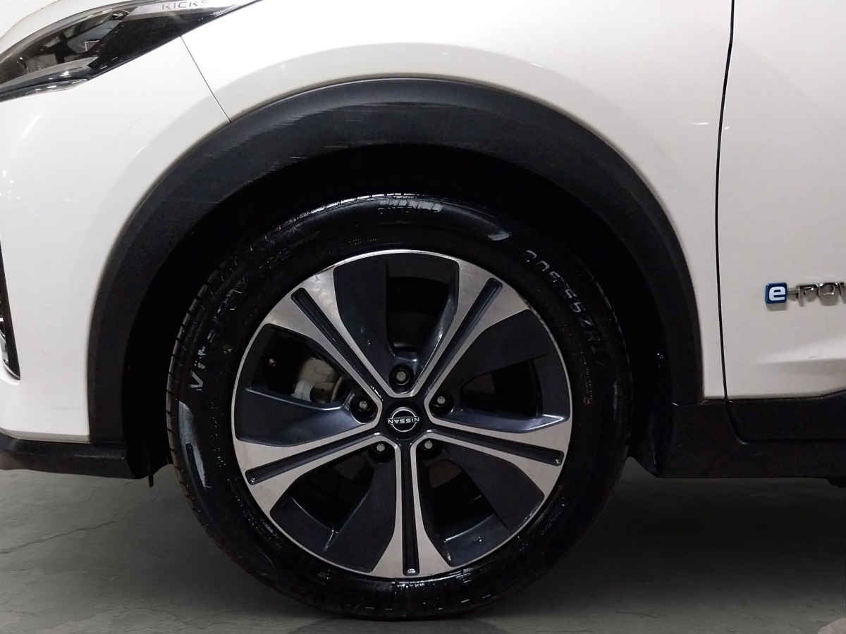 2024 Nissan Kicks 5p Platinum e-Power HEV L3/1.2 Aut