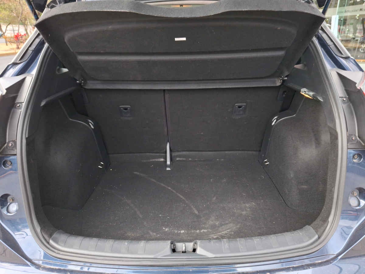 2024 Nissan Kicks 5p Platinum e-Power HEV L3/1.2 Aut