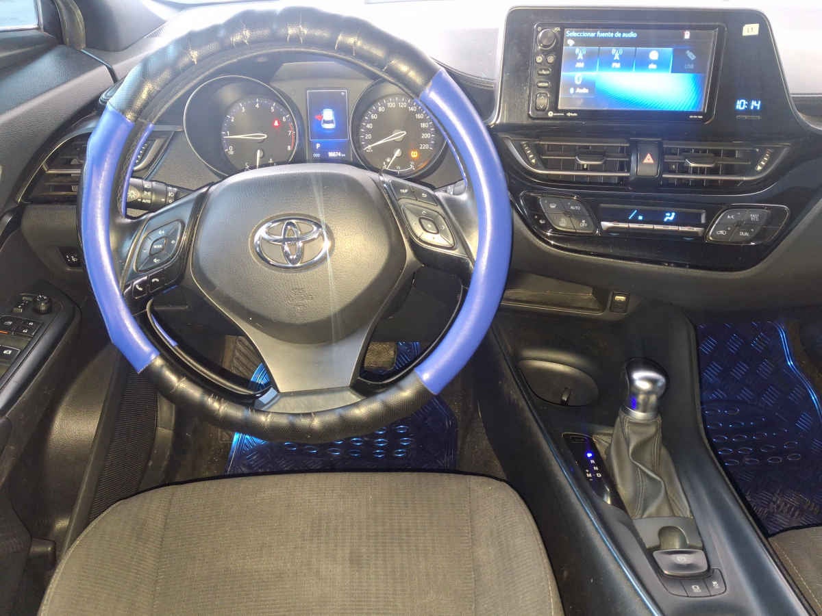 2019 Toyota C-HR 4p CVT L4/2.0 Aut