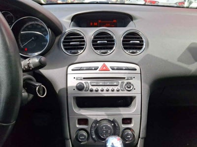 2013 Peugeot 308 5p L4 1.6 aut